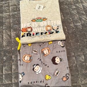 Friends Pajama set